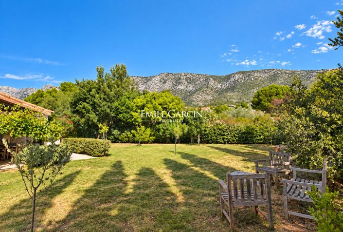Image No.5-5 Bed House for sale