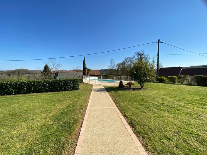 Image No.7-4 Bed House for sale
