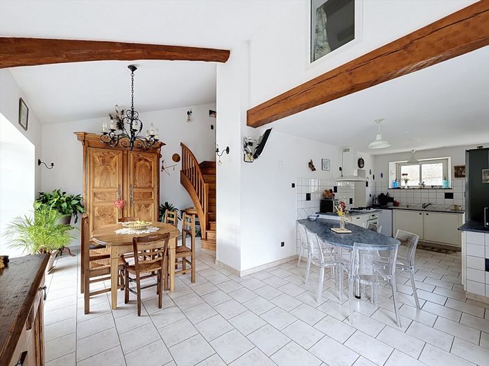 Image No.5-4 Bed House for sale
