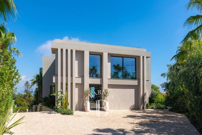 Image No.13-5 Bed House for sale