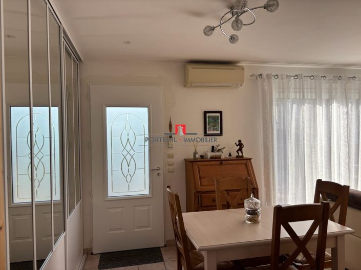 Image No.15-4 Bed House for sale