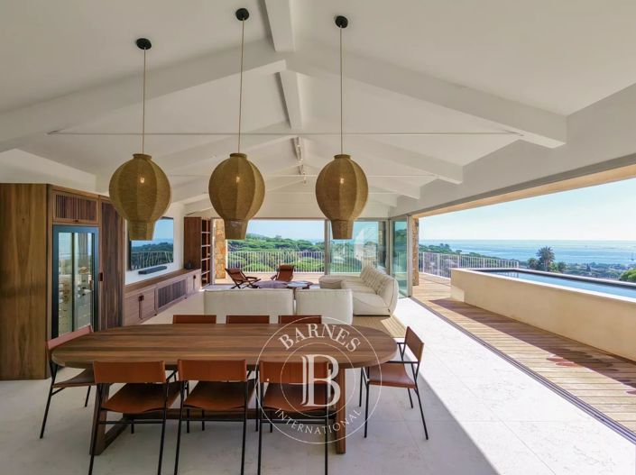 Image No.5-4 Bed House for sale