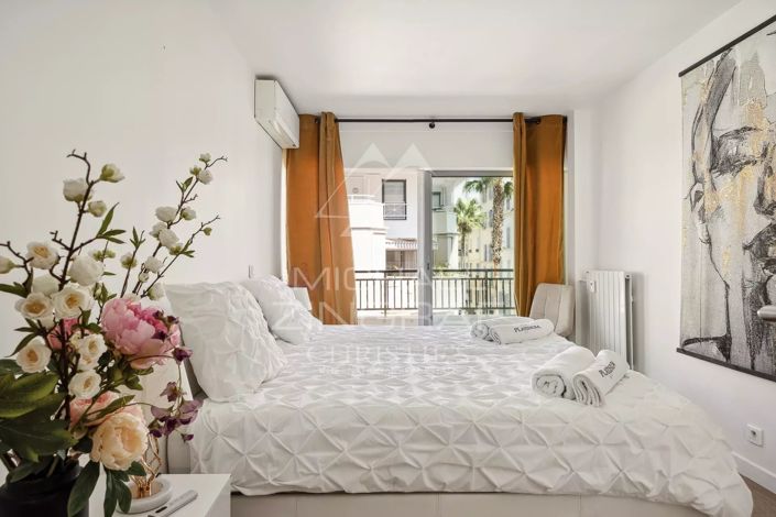 Image No.10-3 Bed Apartment for sale