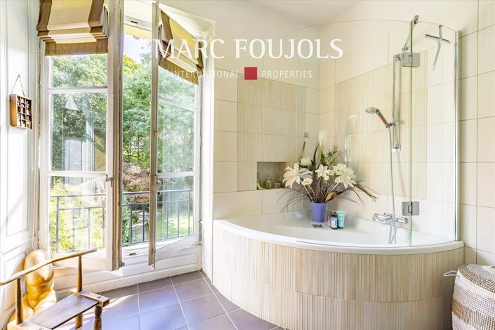 Image No.20-5 Bed House for sale