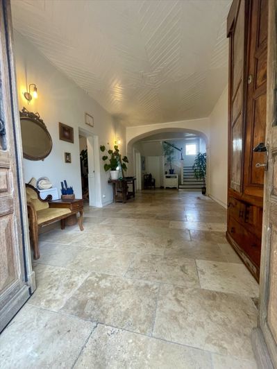 Image No.2-4 Bed House for sale