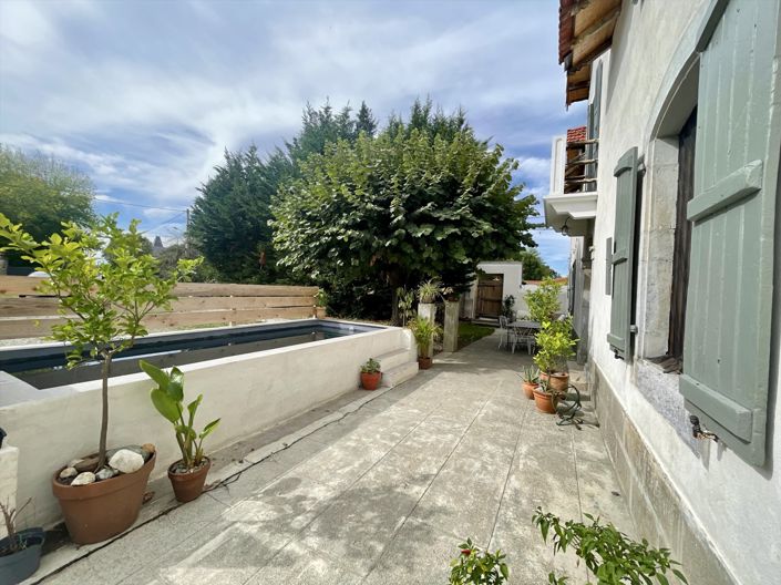 Image No.28-4 Bed House for sale