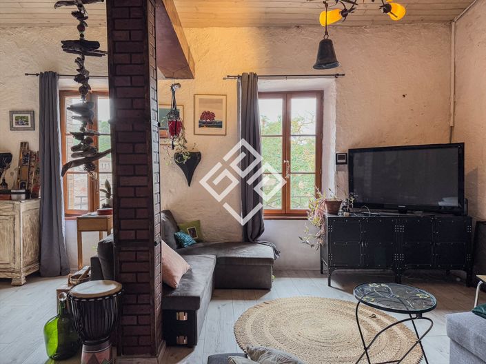 Image No.17-6 Bed House for sale