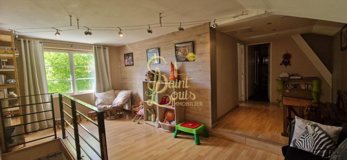 Image No.12-9 Bed House for sale