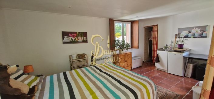 Image No.15-9 Bed House for sale