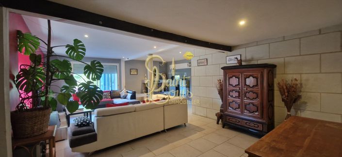 Image No.4-9 Bed House for sale