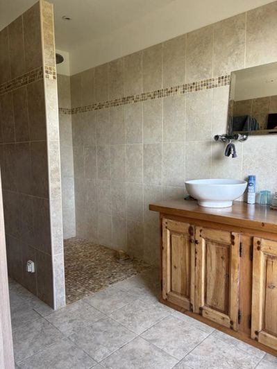 Image No.20-2 Bed House for sale