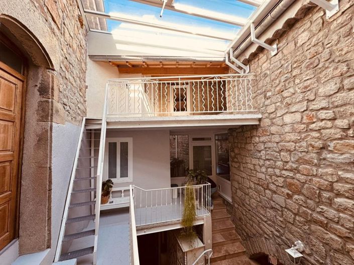 Image No.9-4 Bed House for sale