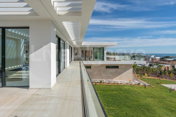 Image No.27-4 Bed House for sale