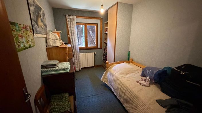 Image No.12-4 Bed House for sale