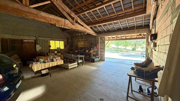 Image No.16-4 Bed House for sale