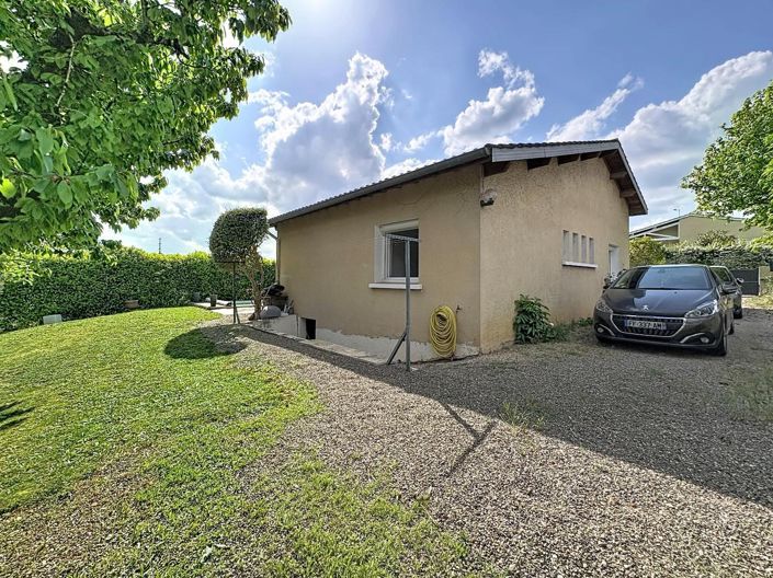 Image No.3-4 Bed House for sale