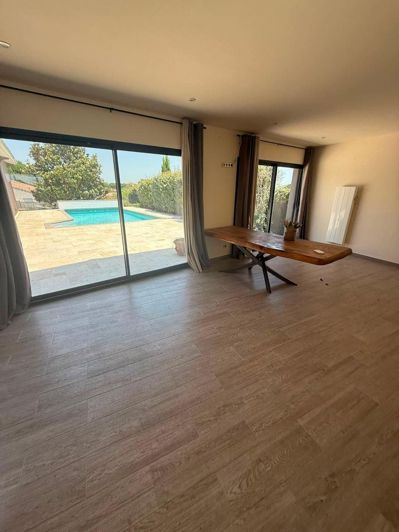 Image No.33-4 Bed House for sale