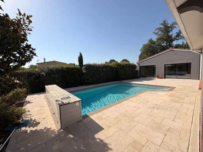 Image No.7-4 Bed House for sale