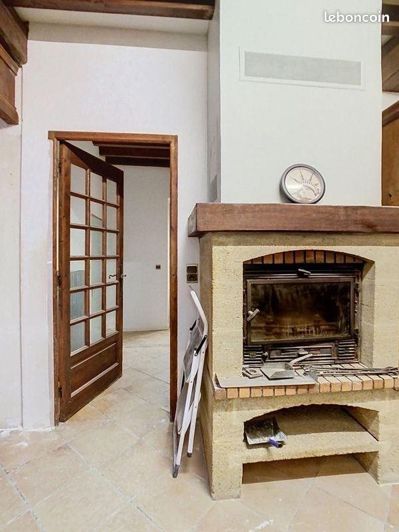 Image No.6-4 Bed House for sale