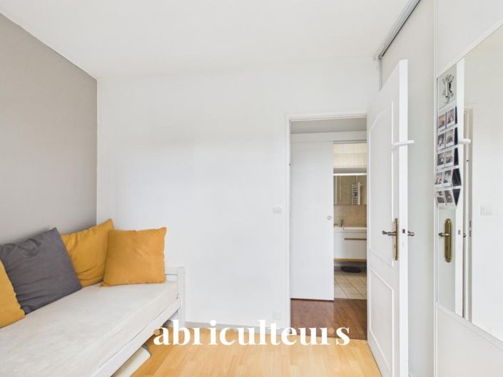 Image No.15-3 Bed Apartment for sale