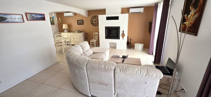 Image No.8-4 Bed House for sale