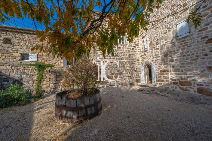 Image No.33-5 Bed House for sale