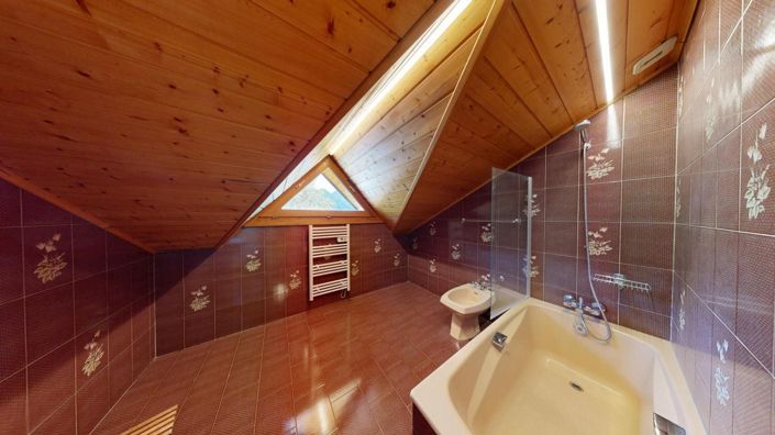 Image No.19-6 Bed Apartment for sale