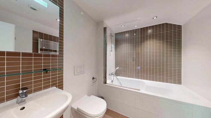 Image No.27-6 Bed Apartment for sale