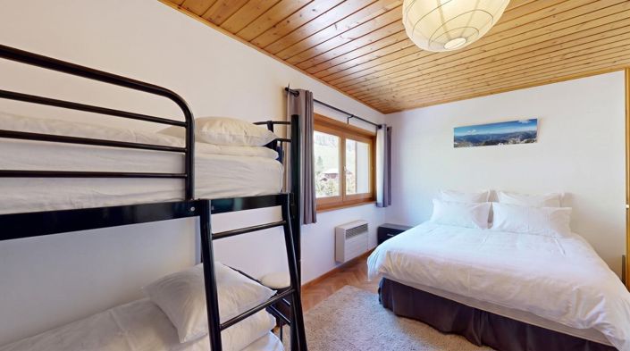 Image No.28-6 Bed Apartment for sale