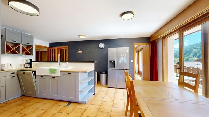 Image No.9-6 Bed Apartment for sale