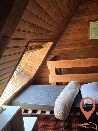 Image No.24-7 Bed House for sale