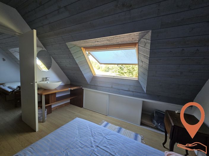 Image No.30-7 Bed House for sale