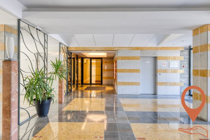 Image No.18-4 Bed Apartment for sale