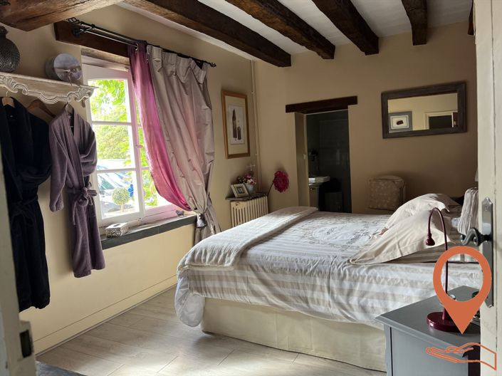 Image No.21-7 Bed Property for sale
