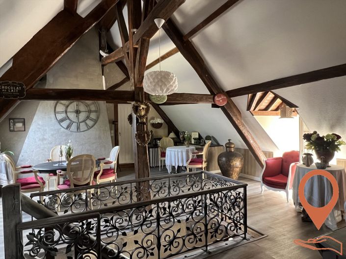 Image No.27-7 Bed Property for sale
