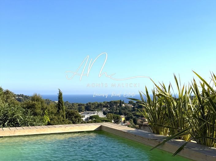 Image No.2-4 Bed House for sale