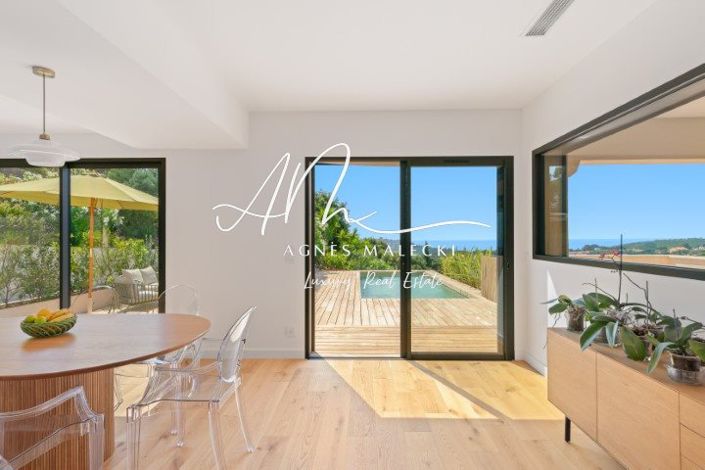 Image No.9-4 Bed House for sale
