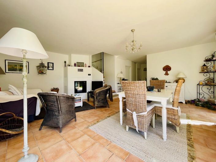 Image No.6-3 Bed Apartment for sale