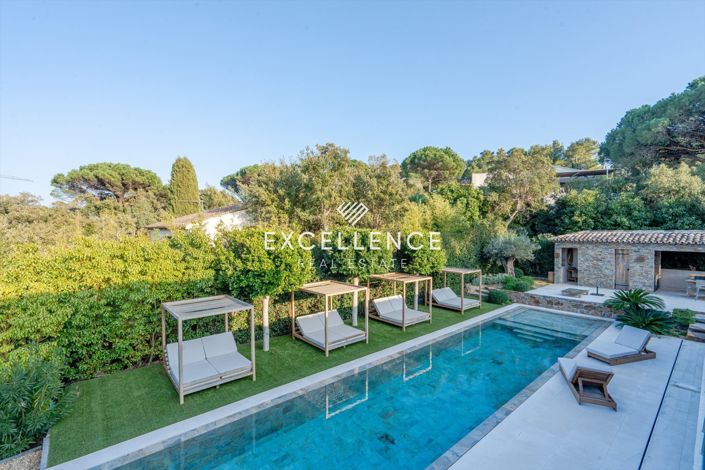 Image No.24-6 Bed Property for sale