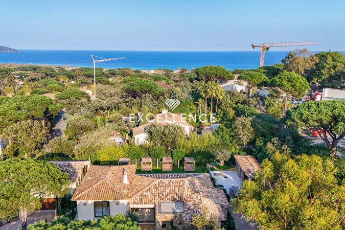 Image No.4-6 Bed Property for sale
