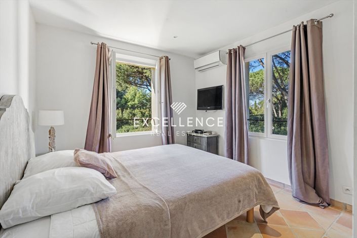 Image No.9-4 Bed House for sale