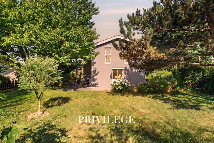 Image No.20-4 Bed House for sale