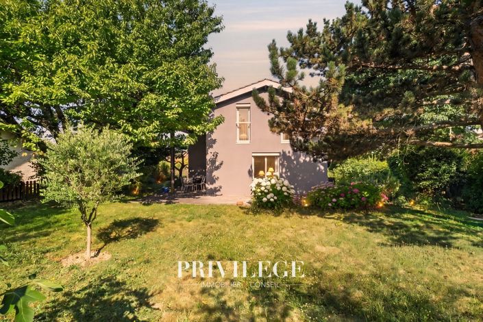 Image No.20-4 Bed House for sale