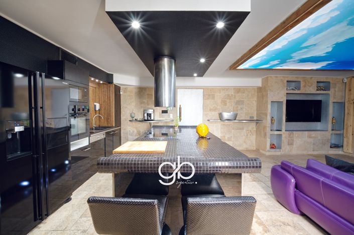 Image No.5-13 Bed House for sale