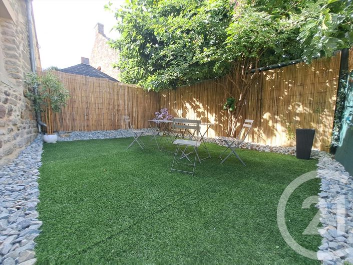 Image No.18-4 Bed House for sale