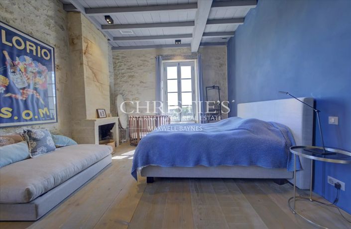 Image No.18-4 Bed House for sale