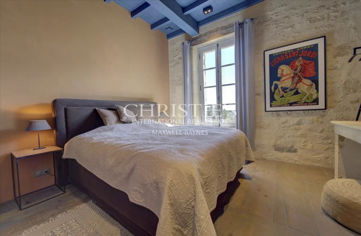 Image No.20-4 Bed House for sale
