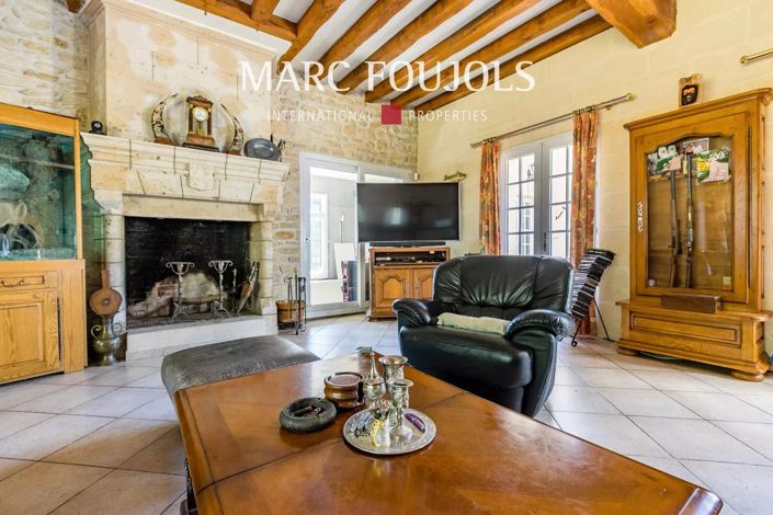 Image No.8-6 Bed House for sale
