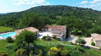 1 - Alpes-de-Haute-Provence, Maison