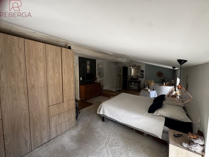 Image No.21-4 Bed House for sale